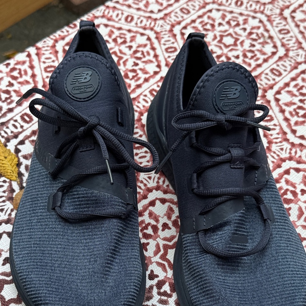 New Balance Men's Dark Navy Knit Sneakers